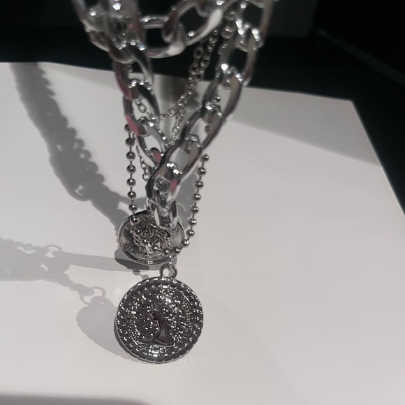 Multiple Chain Choker Necklace Gold or Silver - Picture 15 of 17